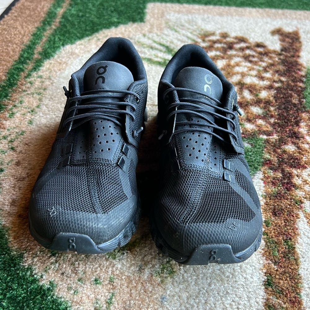 On Women Tennis Shoes